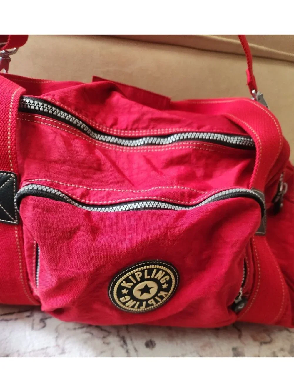 90's Kipling Red Duffel Shoulder Bag Luggage 18